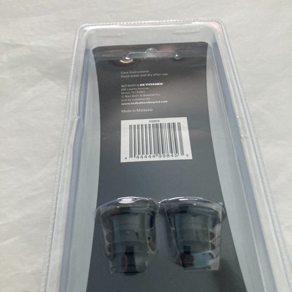 Bed Bath and Beyond - hinged pouring tools - Picture 3 of 4